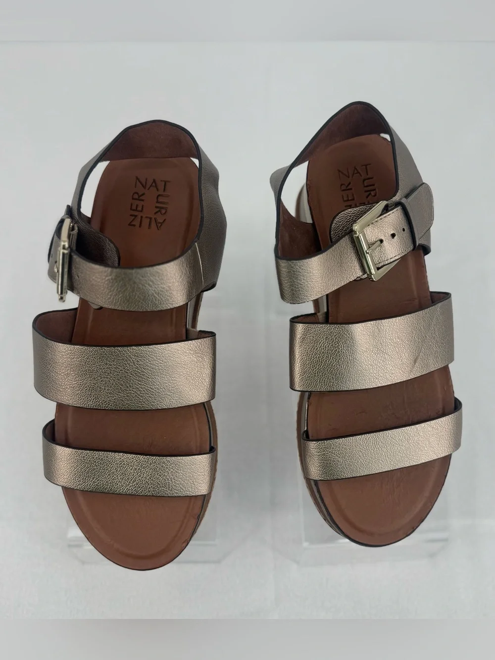 Naturalizer Women Metallic Gold Wide-Strap Platform Sandals with Buckle Size 9